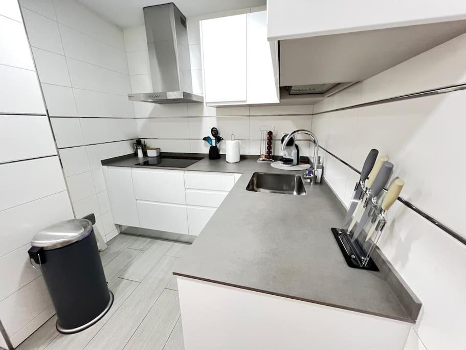 Pushe Penthouse Playa Granada Beach & Golf 5 Μοτρίλ Εξωτερικό φωτογραφία