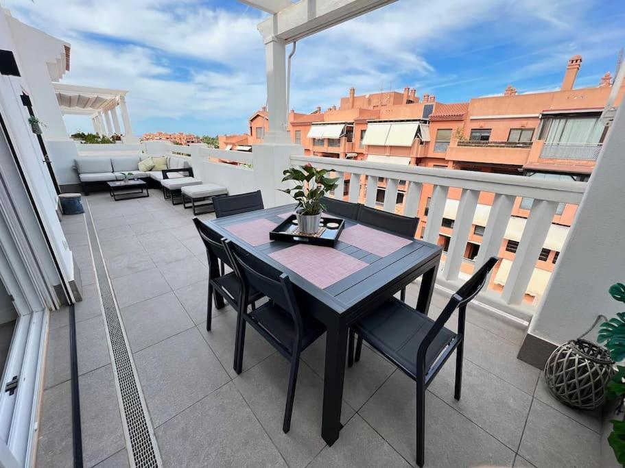 Pushe Penthouse Playa Granada Beach & Golf 5 Μοτρίλ Εξωτερικό φωτογραφία
