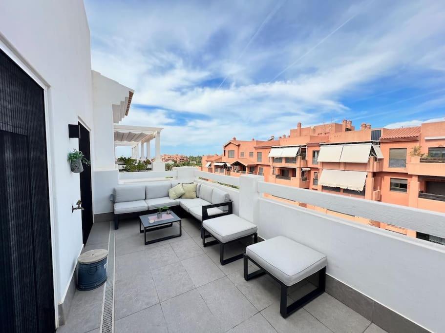 Pushe Penthouse Playa Granada Beach & Golf 5 Μοτρίλ Εξωτερικό φωτογραφία